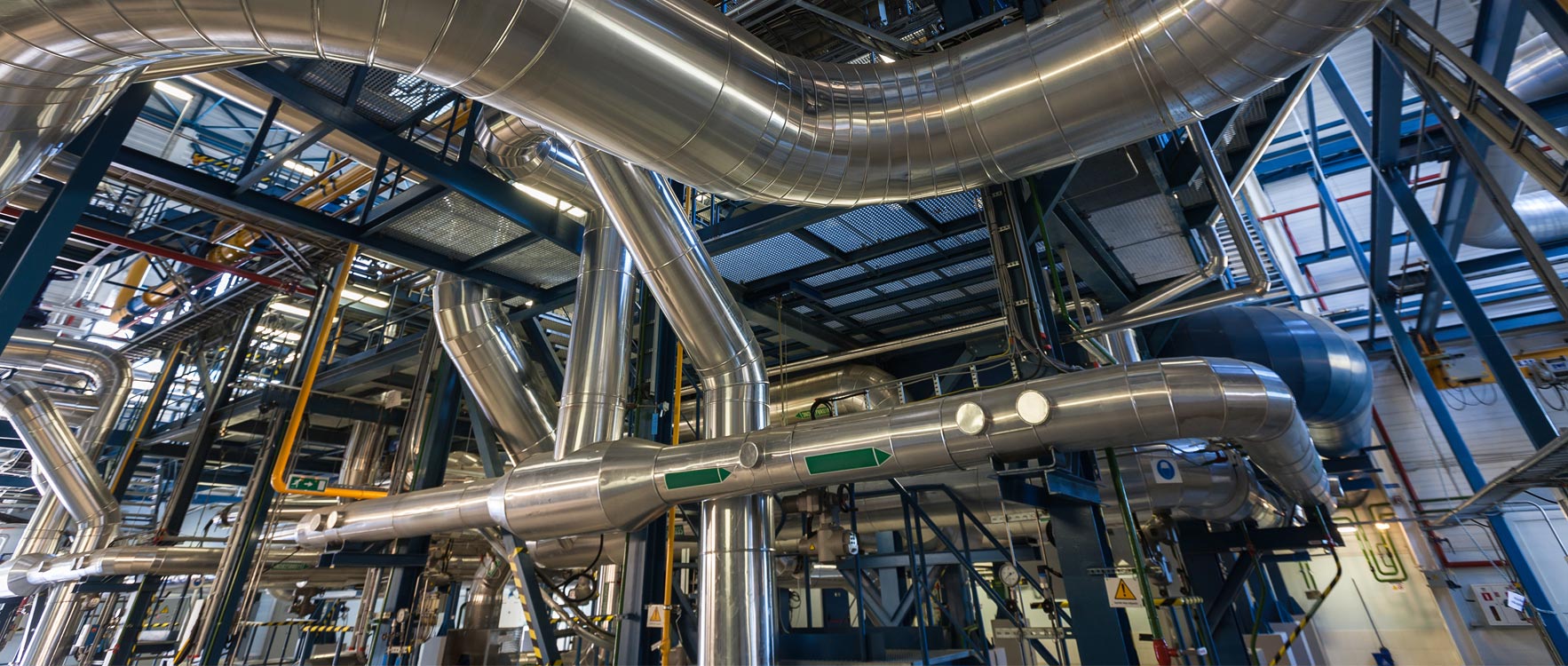 Infrastructures de conduite et raffinerie